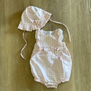 Sunsuit and matching hat size 2-4mo